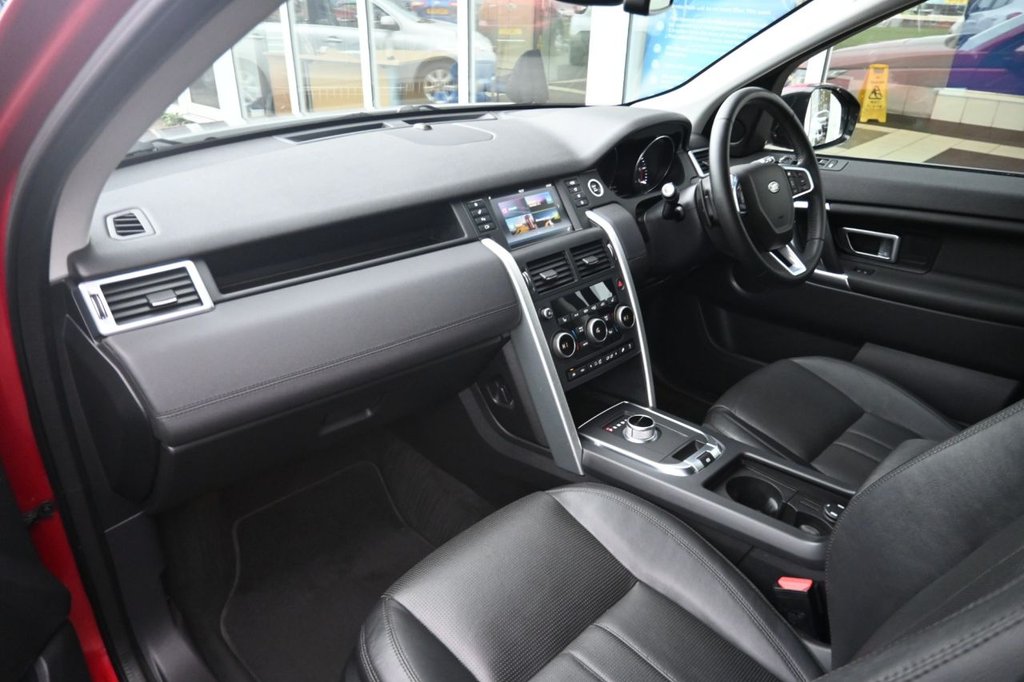 Used Land Rover Discovery Sport 2015 for sale - 76279559: Photo 40