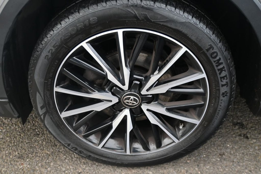 Used Toyota C-HR 2018 for sale - 76417549: Photo 12