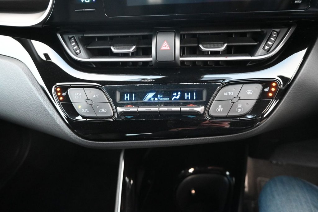 Used Toyota C-HR 2018 for sale - 76417549: Photo 17