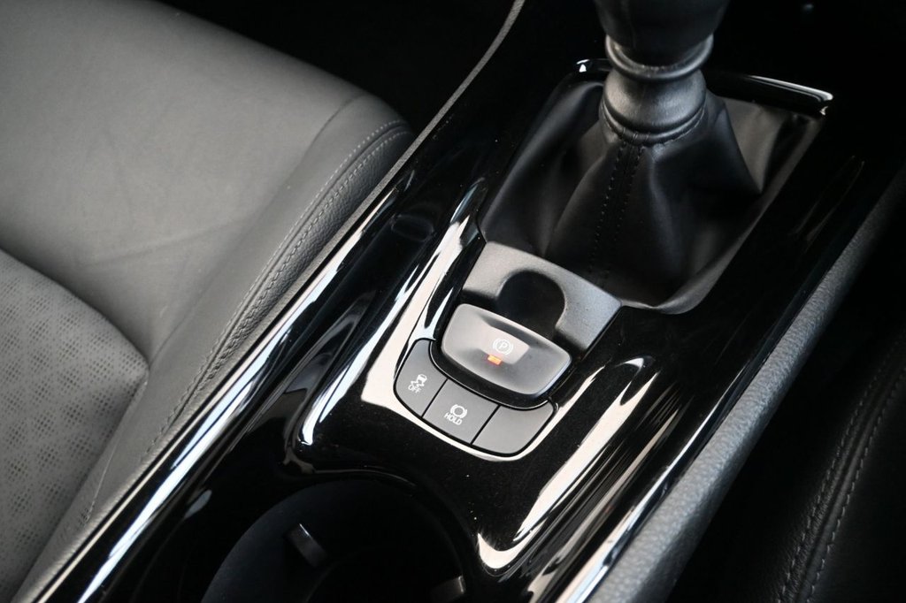 Used Toyota C-HR 2018 for sale - 76417549: Photo 24