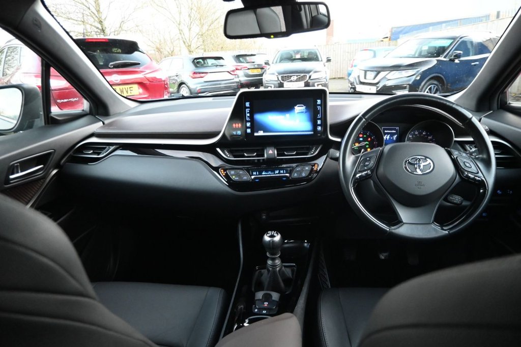 Used Toyota C-HR 2018 for sale - 76417549: Photo 29