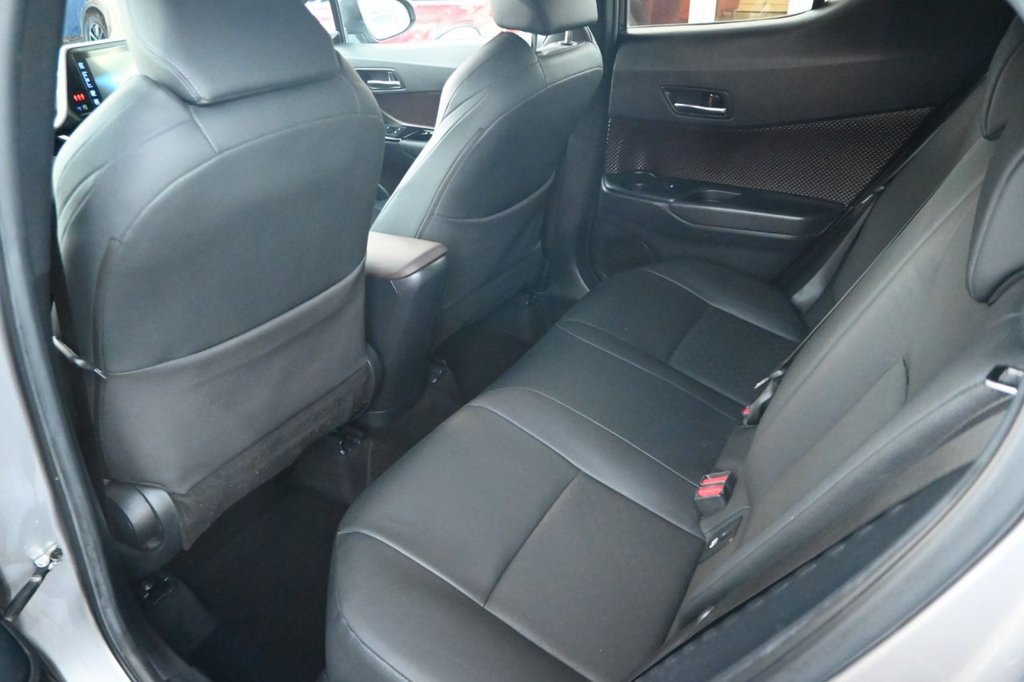 Used Toyota C-HR 2018 for sale - 76417549: Photo 31