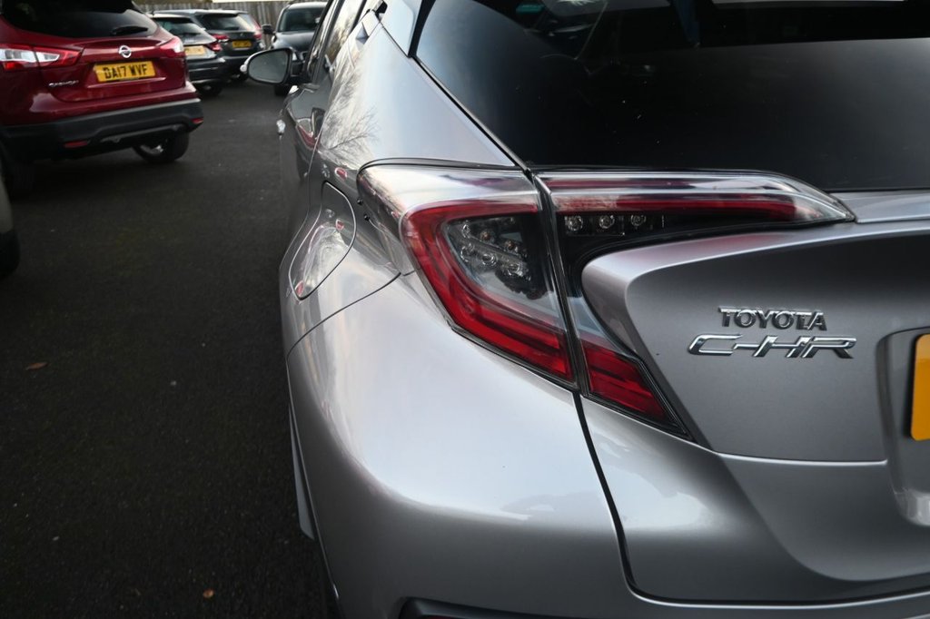Used Toyota C-HR 2018 for sale - 76417549: Photo 33