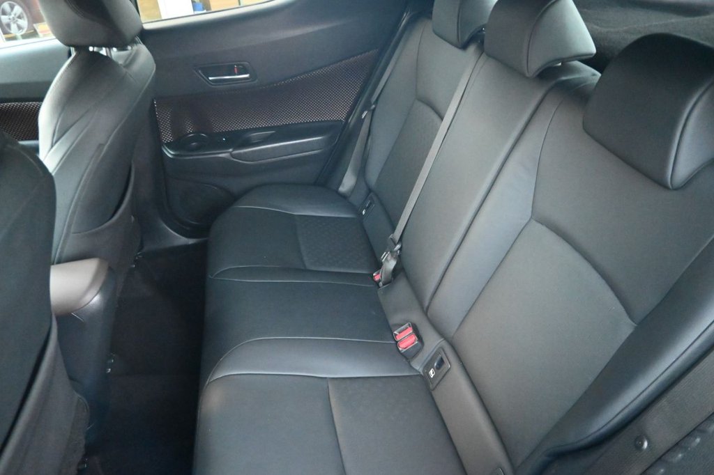 Used Toyota C-HR 2018 for sale - 76417549: Photo 34
