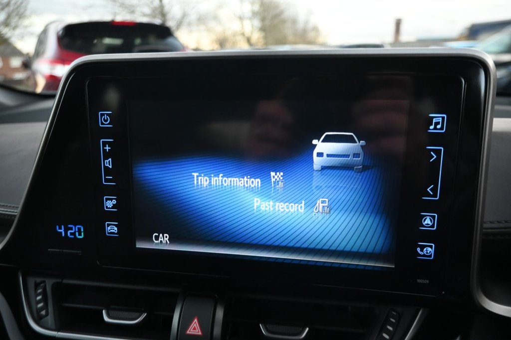 Used Toyota C-HR 2018 for sale - 76417549: Photo 39