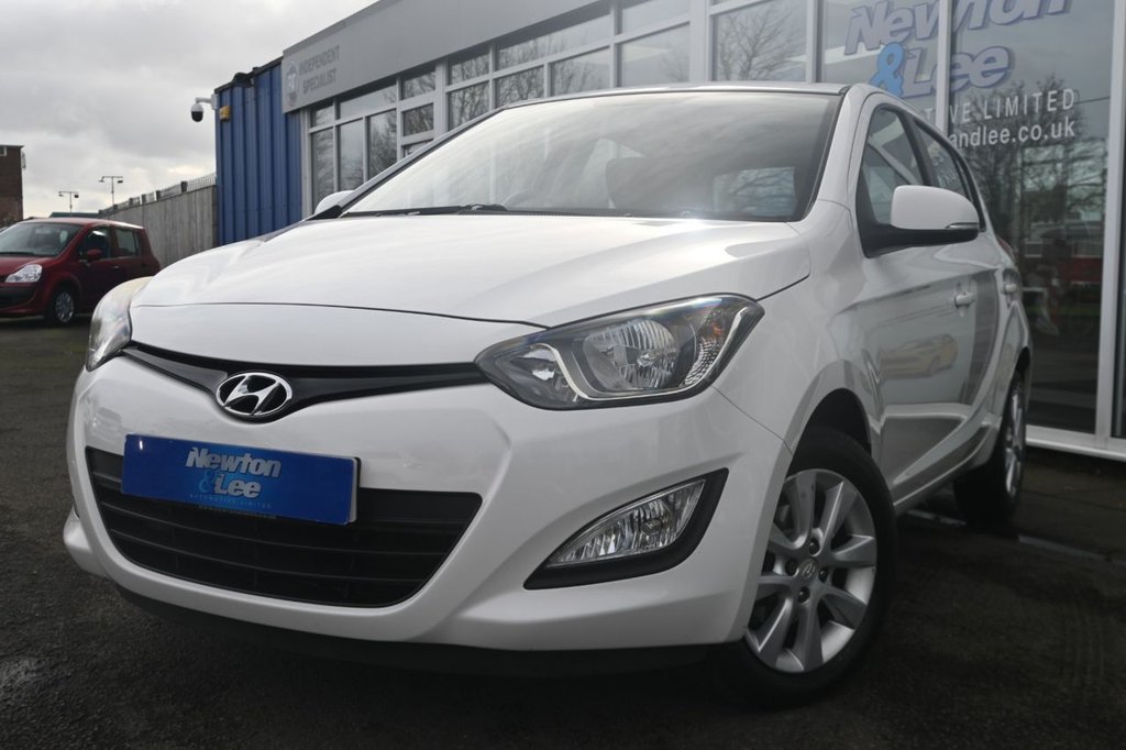 Used Hyundai i20 2014 for sale - 77692491: Photo 3