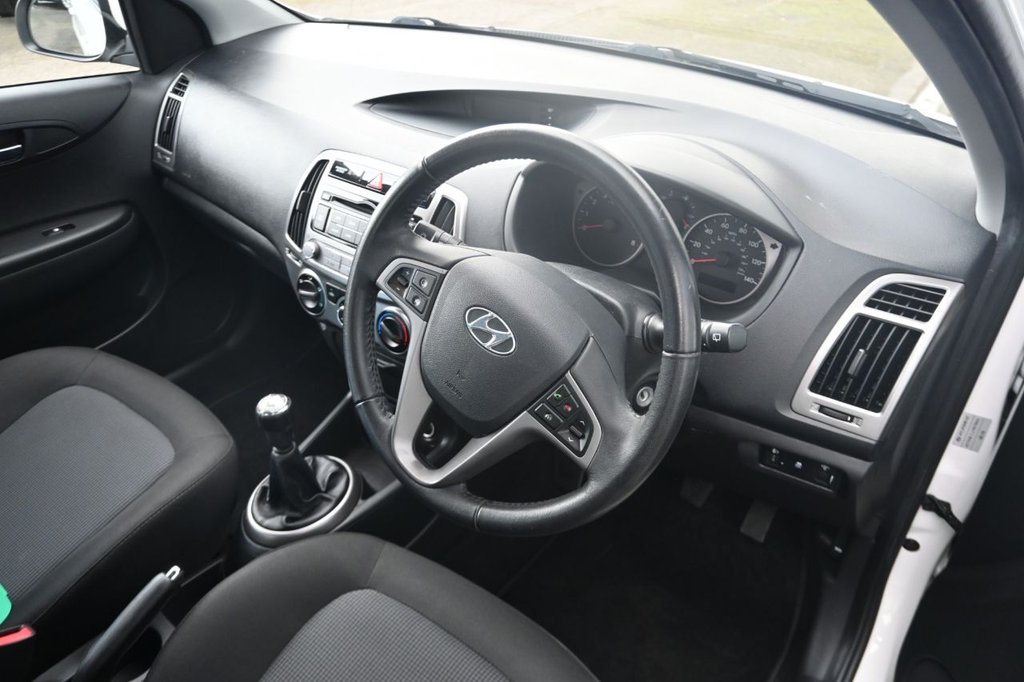 Used Hyundai i20 2014 for sale - 77692491: Photo 4