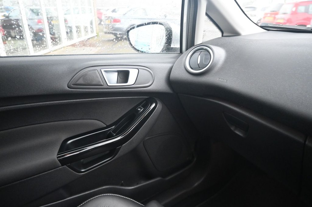 Used Ford Fiesta 2015 for sale - 77608524: Photo 22