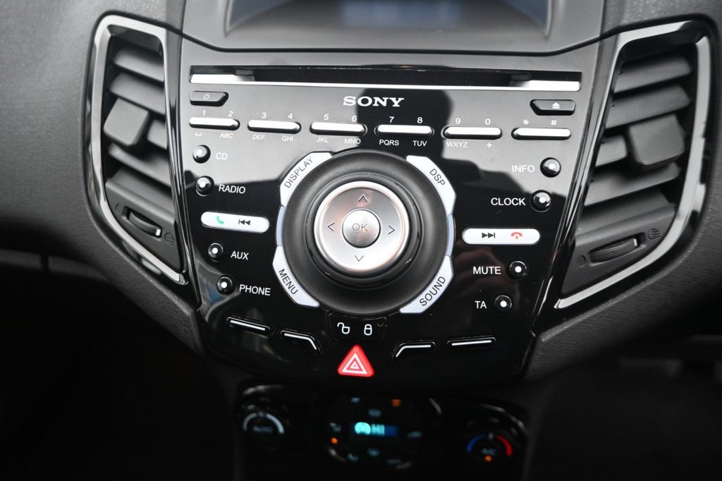 Used Ford Fiesta 2015 for sale - 77608524: Photo 28