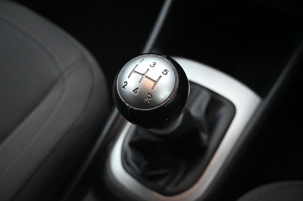 Used Kia Rio 2015 for sale - 76163507: Photo 21