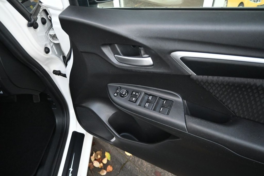 Used Honda Jazz 2019 for sale - 76520522: Photo 15