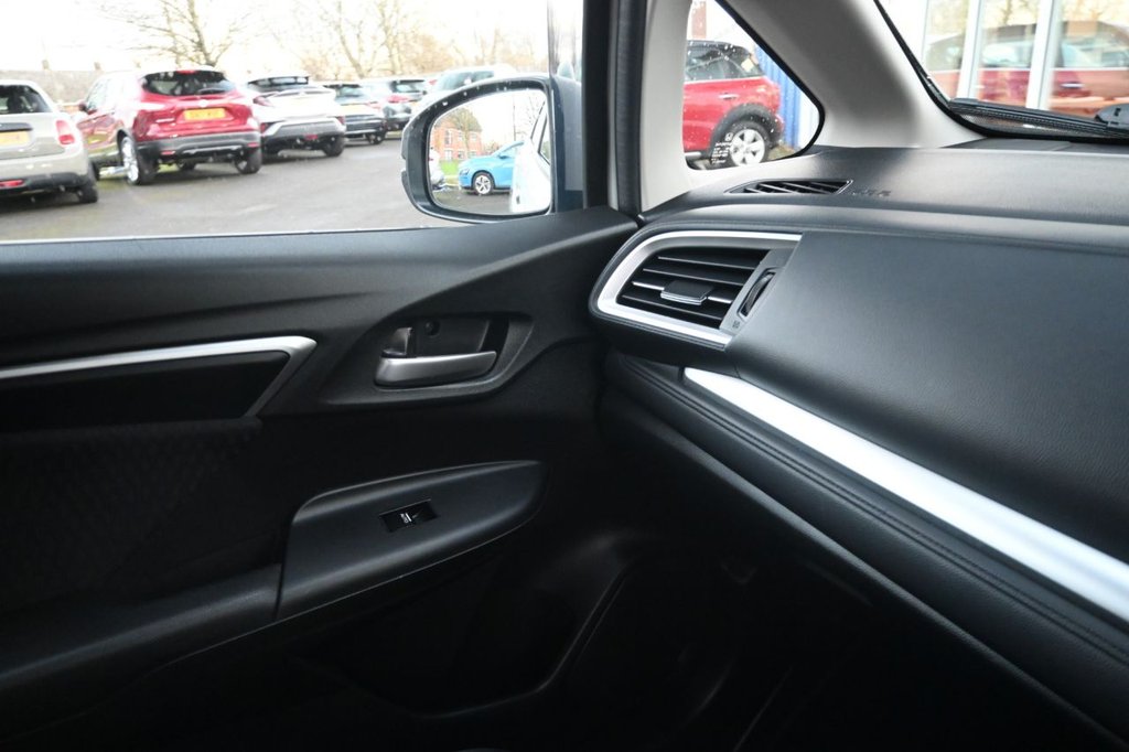 Used Honda Jazz 2019 for sale - 76520522: Photo 26