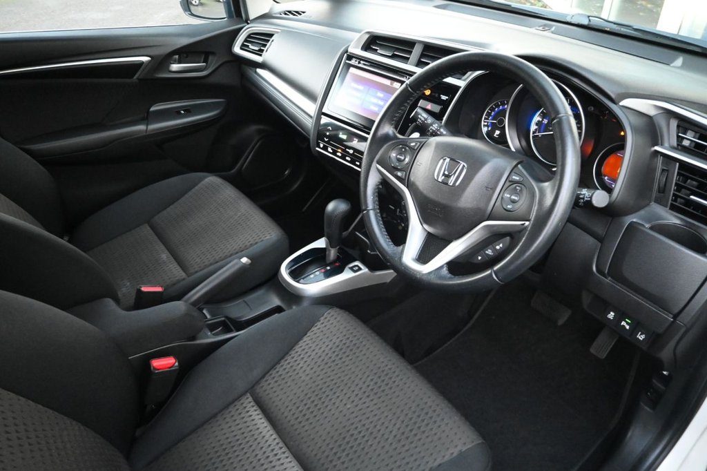 Used Honda Jazz 2019 for sale - 76520522: Photo 30