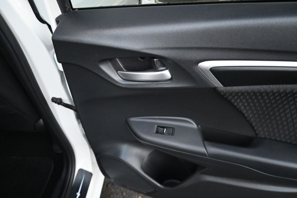 Used Honda Jazz 2019 for sale - 76520522: Photo 31