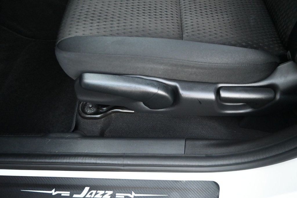 Used Honda Jazz 2019 for sale - 76520522: Photo 36