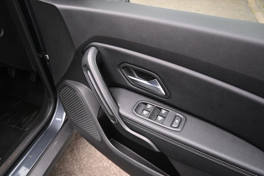 Used Dacia Duster 2019 for sale - 77088924: Photo 11