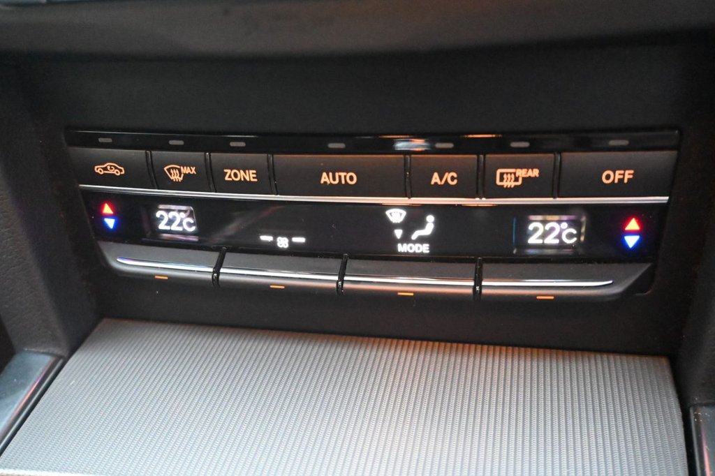 Used Mercedes-Benz E-Class 2014 for sale - 76132469: Photo 10