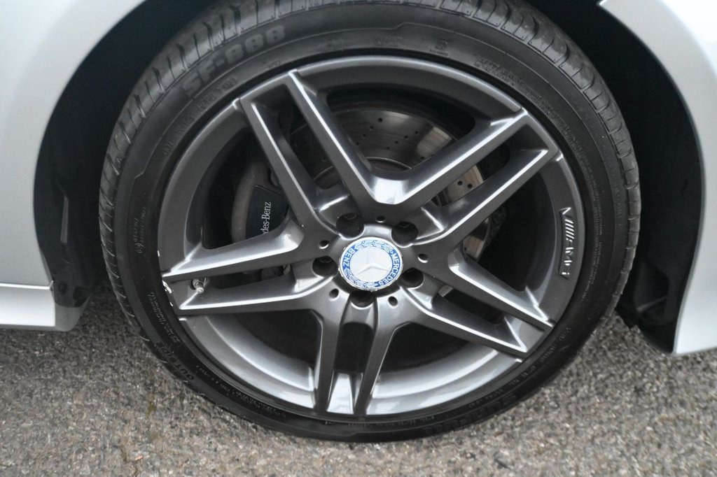 Used Mercedes-Benz E-Class 2014 for sale - 76132469: Photo 17
