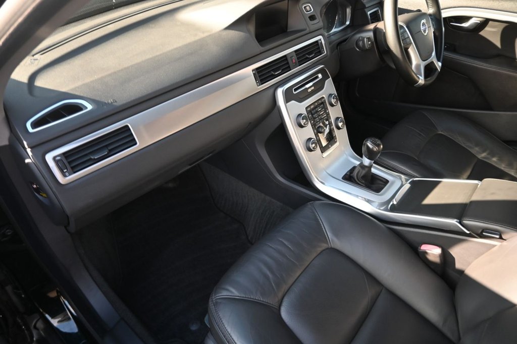 Used Volvo XC70 2014 for sale - 76119007: Photo 28