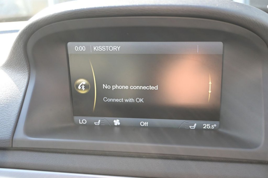 Used Volvo XC70 2014 for sale - 76119007: Photo 40