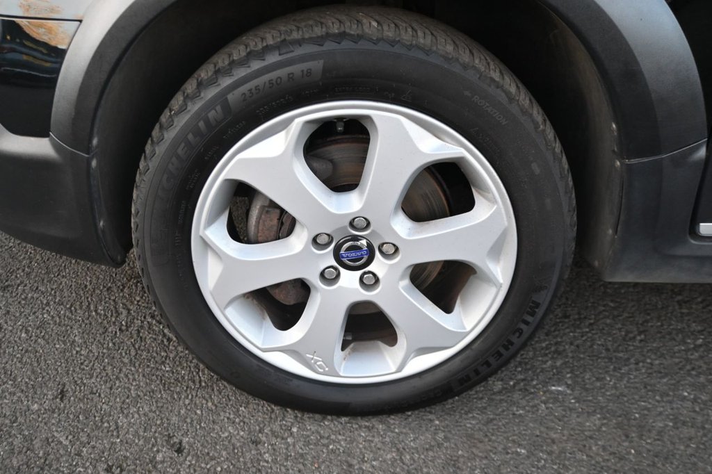 Used Volvo XC70 2014 for sale - 76119007: Photo 9