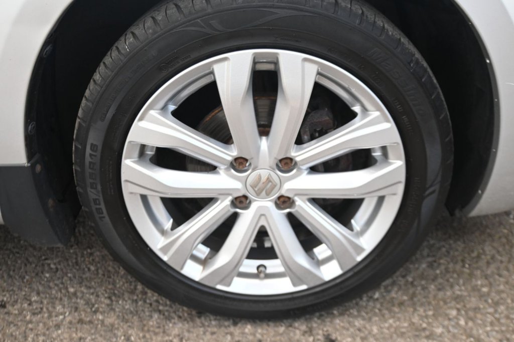 Used Suzuki Swift 2015 for sale - 76416902: Photo 10