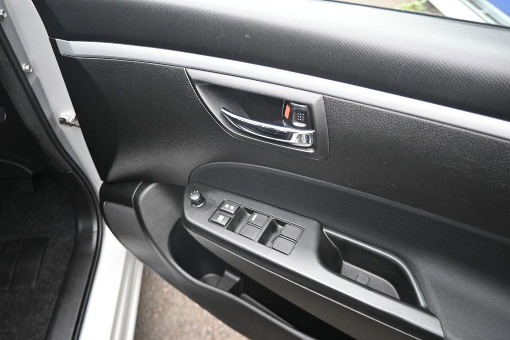 Used Suzuki Swift 2015 for sale - 76416902: Photo 14