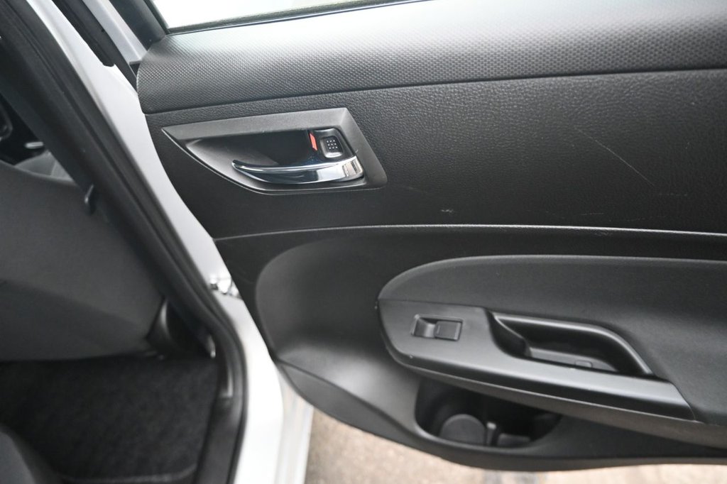 Used Suzuki Swift 2015 for sale - 76416902: Photo 26