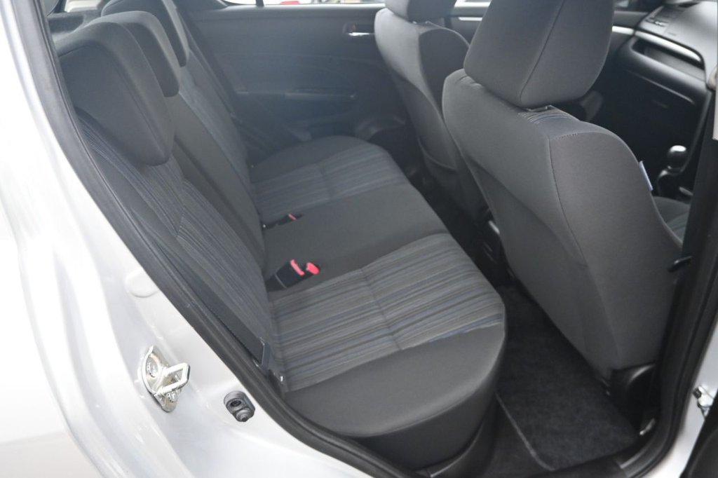 Used Suzuki Swift 2015 for sale - 76416902: Photo 27