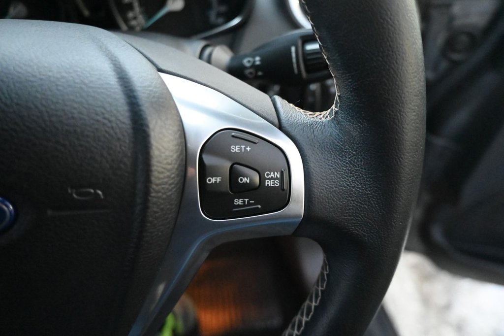 Used Ford Fiesta 2017 for sale - 76632227: Photo 11