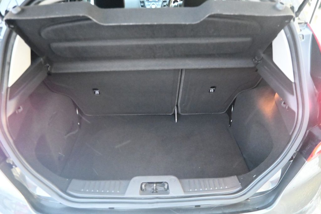 Used Ford Fiesta 2017 for sale - 76632227: Photo 18