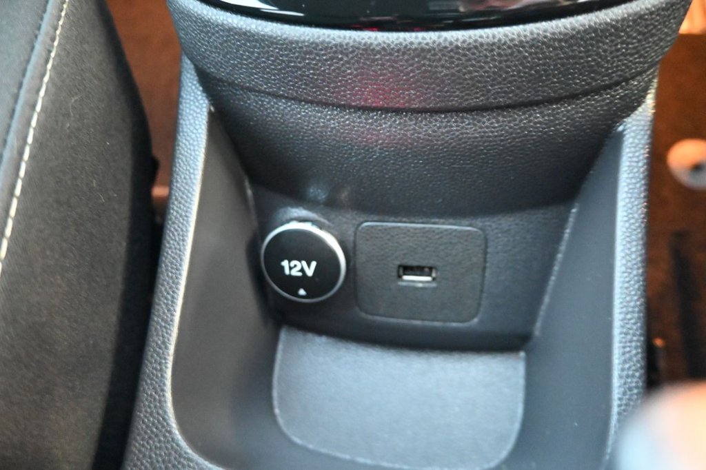 Used Ford Fiesta 2017 for sale - 76632227: Photo 22