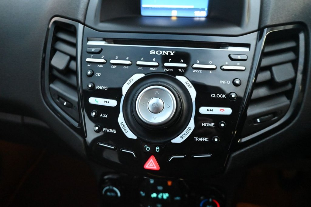 Used Ford Fiesta 2017 for sale - 76632227: Photo 24