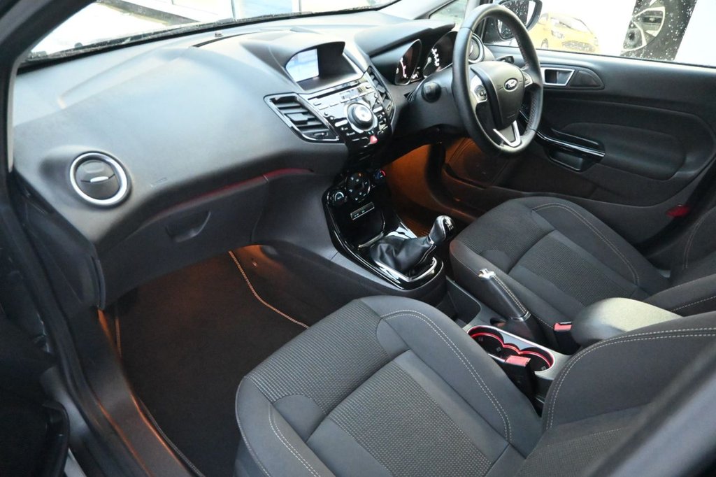 Used Ford Fiesta 2017 for sale - 76632227: Photo 28