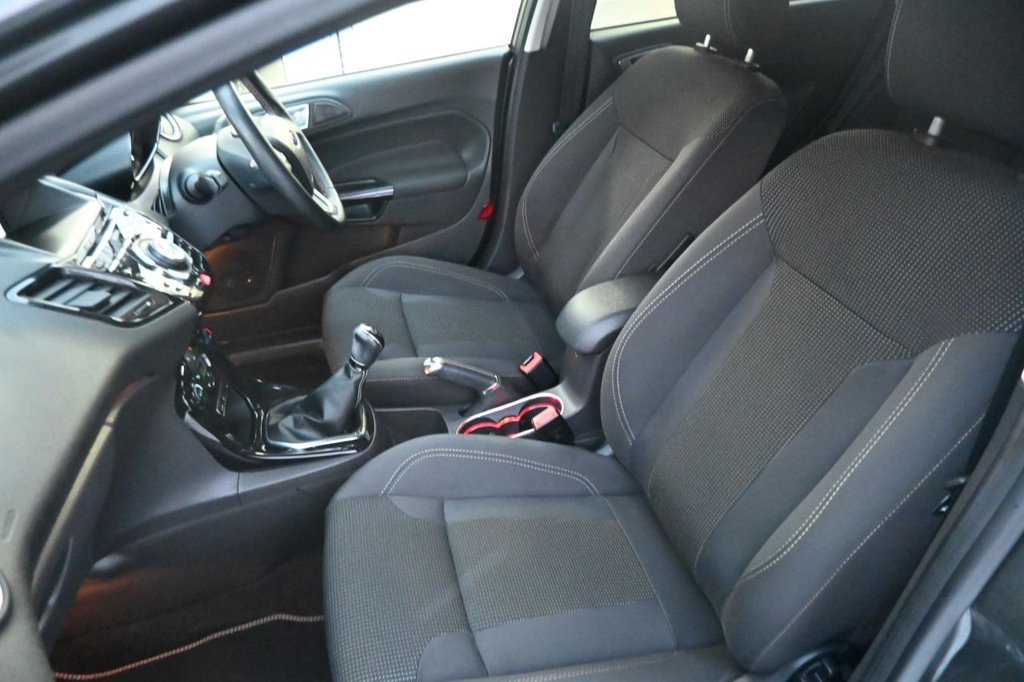 Used Ford Fiesta 2017 for sale - 76632227: Photo 30