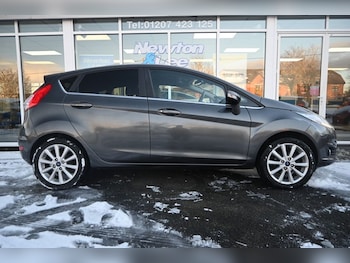 Used Ford Fiesta 2017 for sale - 76632227: Photo