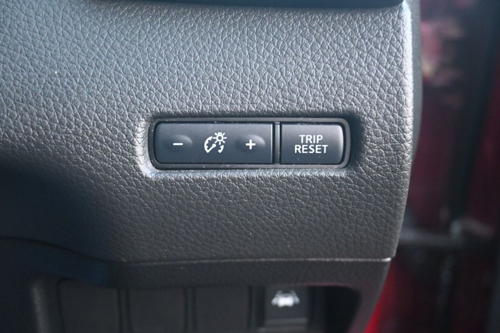 Used Nissan Qashqai 2017 for sale - 76092404: Photo 18