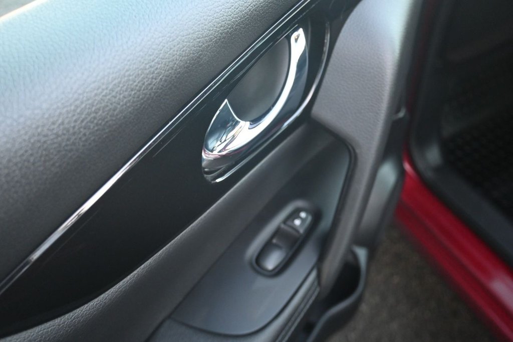 Used Nissan Qashqai 2017 for sale - 76092404: Photo 38