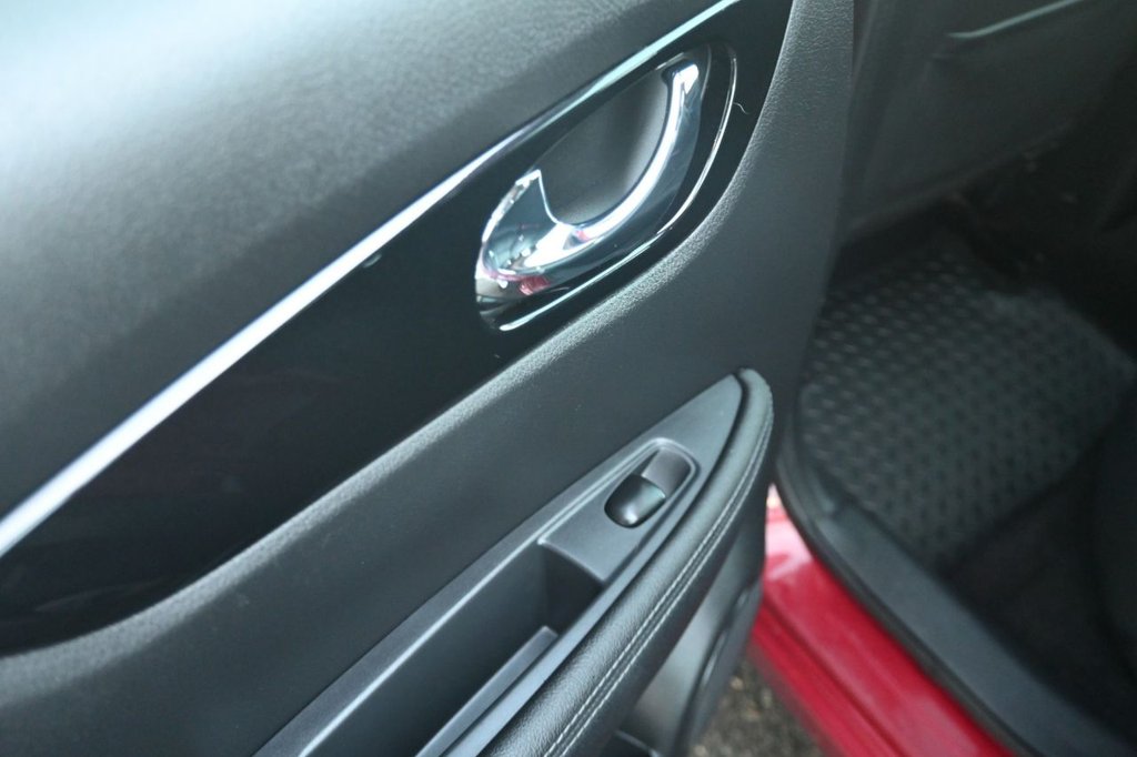 Used Nissan Qashqai 2017 for sale - 76092404: Photo 40