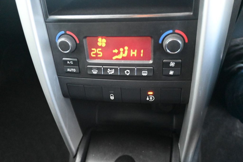 Used Peugeot 207 2010 for sale - 76927611: Photo 10