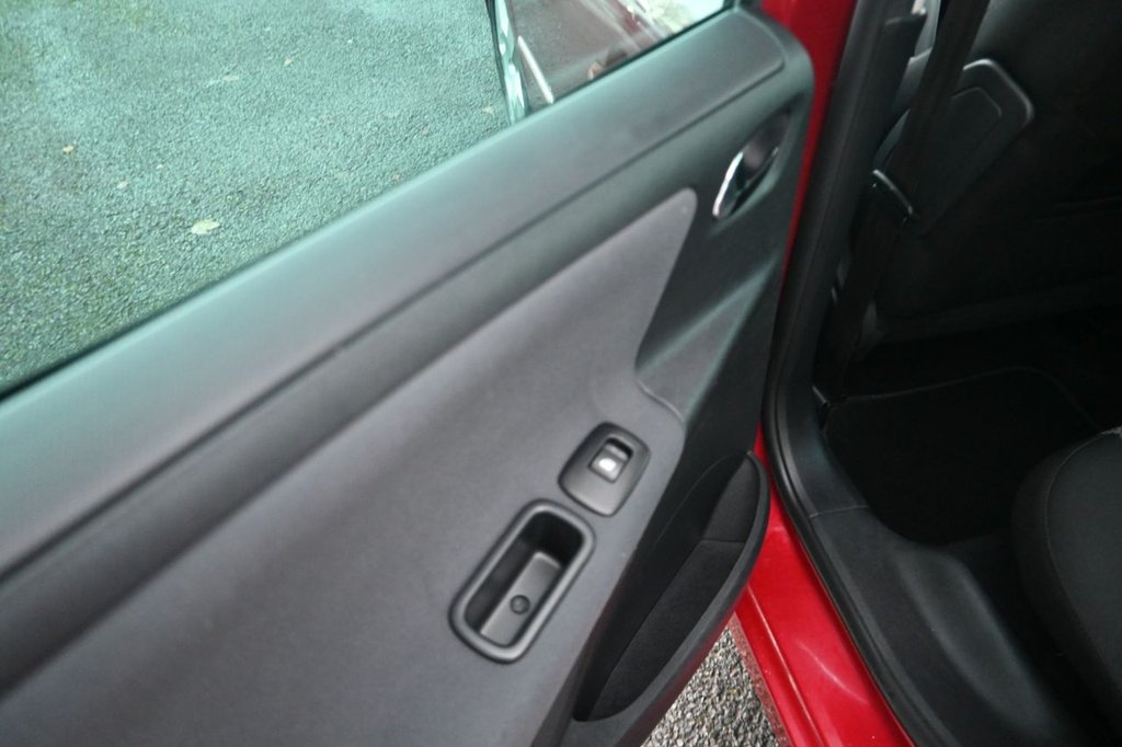 Used Peugeot 207 2010 for sale - 76927611: Photo 17