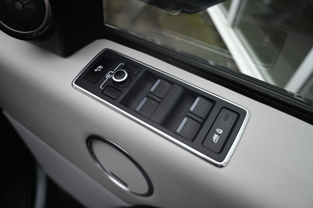 Used Land Rover Range Rover 2014 for sale - 77990588: Photo 31