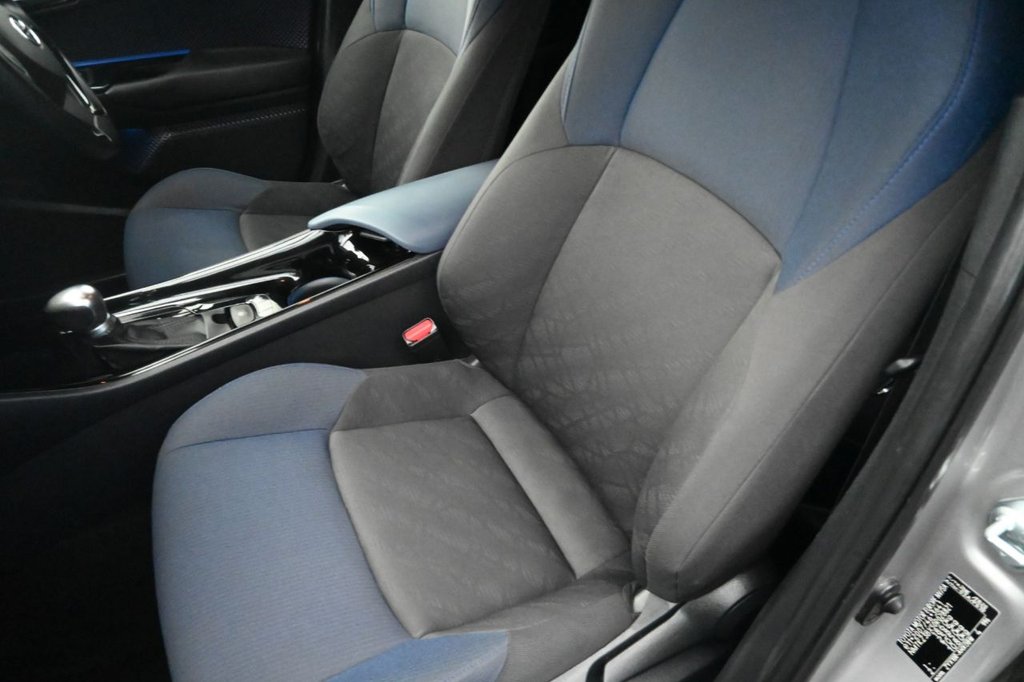 Used Toyota C-HR 2017 for sale - 76417207: Photo 25