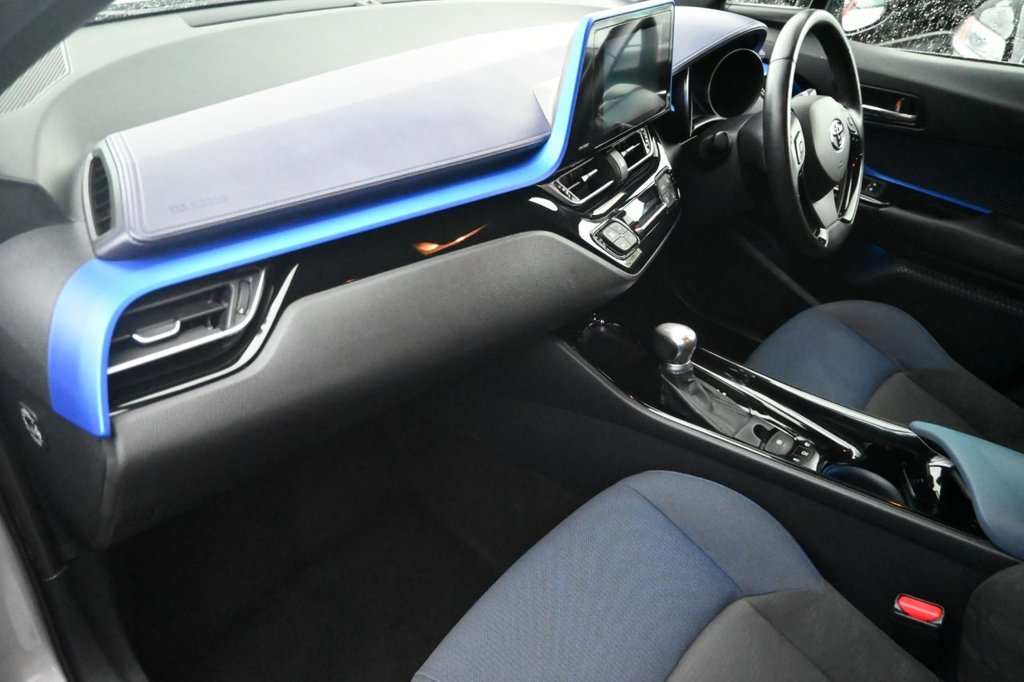 Used Toyota C-HR 2017 for sale - 76417207: Photo 26