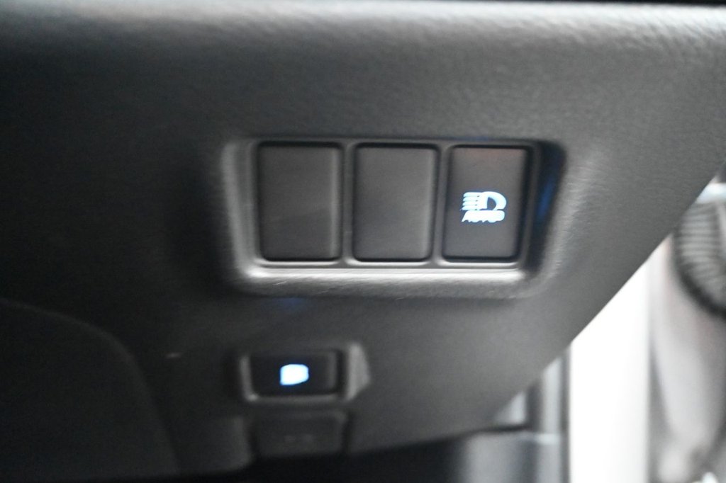 Used Toyota C-HR 2017 for sale - 76417207: Photo 30