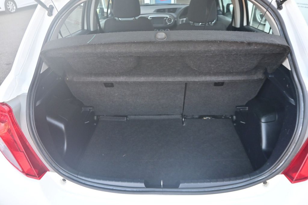 Used Toyota Yaris 2011 for sale - 77408552: Photo 22