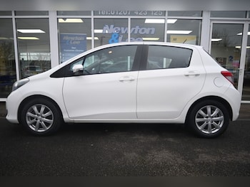 Used Toyota Yaris 2011 for sale - 77408552: Photo