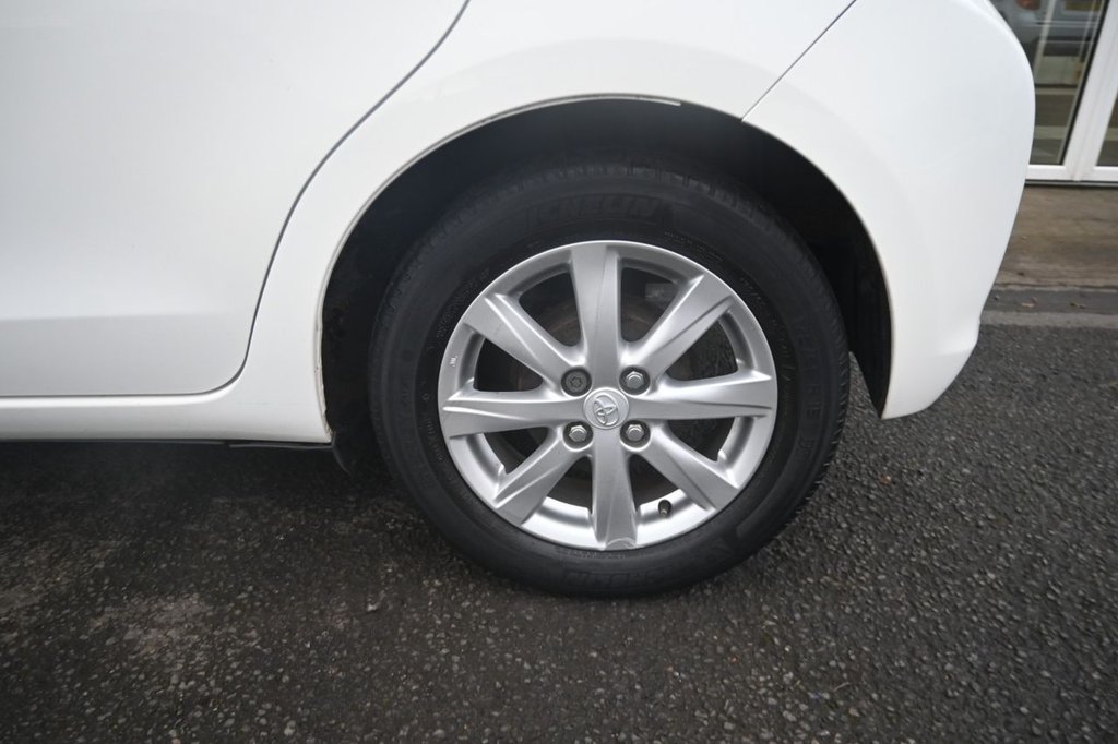 Used Toyota Yaris 2011 for sale - 77408552: Photo 9