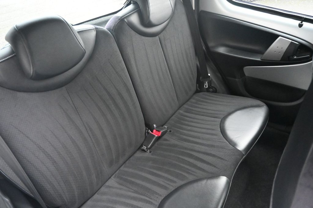 Used Toyota AYGO 2012 for sale - 77748210: Photo 15