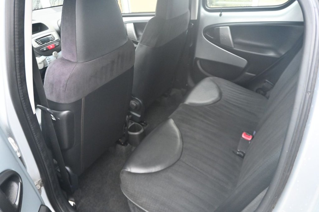 Used Toyota AYGO 2012 for sale - 77748210: Photo 17